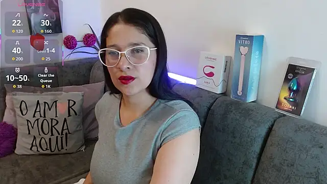Alana steel 1 online show from April 23, 7:49 pm