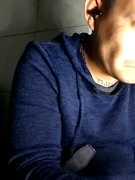 Snapshot of fboycdjuaez chatting on October 21, 4:08 pm fboycdjuaez online show from October 21, 4:08 pm