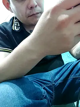 Snapshot of fboycdjuaez chatting on February 28, 12:11 am fboycdjuaez online show from February 28, 12:11 am