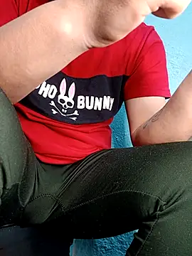 Snapshot of fboycdjuaez chatting on March 10, 10:37 pm fboycdjuaez online show from March 10, 10:37 pm