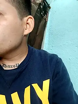 Snapshot of fboycdjuaez chatting on March 12, 2:29 am fboycdjuaez online show from March 12, 2:29 am