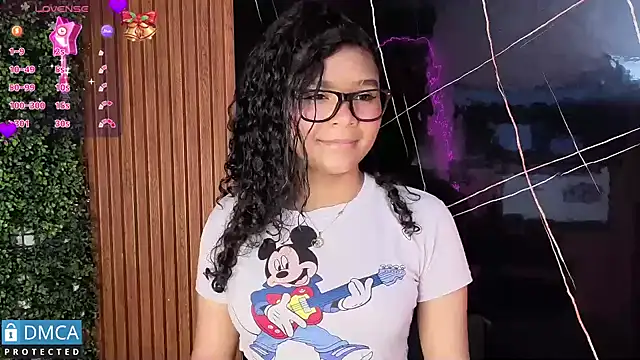 leidy morales  online show from April 23, 10:36 am
