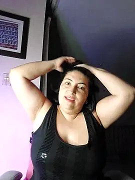 Snapshot of lina_maria99 chatting on September 26, 1:53 am lina maria99 online show from September 26, 1:53 am