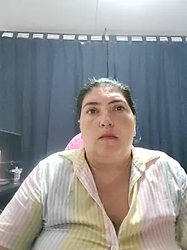 Snapshot of lina_maria99 chatting on October 16, 11:17 pm lina maria99 online show from October 16, 11:17 pm