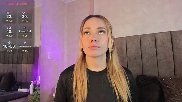 LanaMills  online show from January 18, 5:33 am