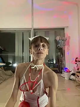 Chris06d22xh online show from February 4, 9:09 pm