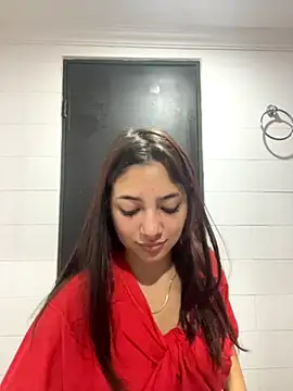 Snapshot of LisaGoddes chatting on October 6, 7:33 pm LisaGoddes online show from October 6, 7:33 pm