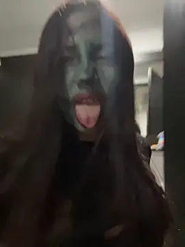 Snapshot of LisaGoddes chatting on October 13, 3:39 am LisaGoddes online show from October 13, 3:39 am