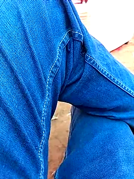 Snapshot of Desiandaj chatting on December 1, 3:55 am Desiandaj online show from December 1, 3:55 am