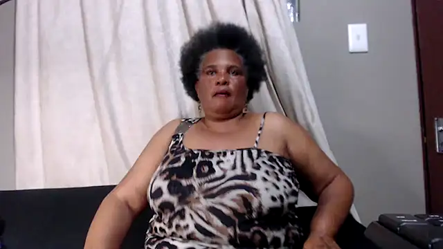 GrandBustyMelon online show from November 25, 9:04 pm