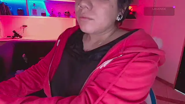 Snapshot of Melissa_Adamsx chatting on November 1, 11:45 am Melissa Adamsx online show from November 1, 11:45 am