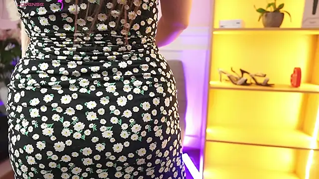 MilaCrave online show from January 19, 11:36 am