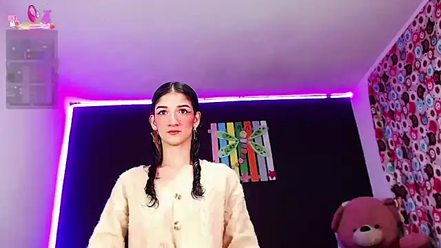 ingrid zese  online show from October 5, 7:12 pm