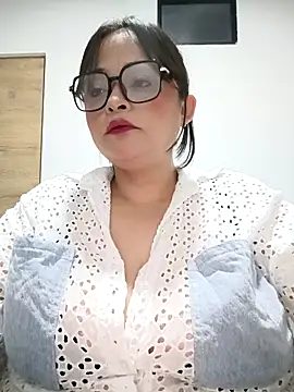 Snapshot of Nanna_160290 chatting on September 21, 1:40 am Nanna 160290 online show from September 21, 1:40 am