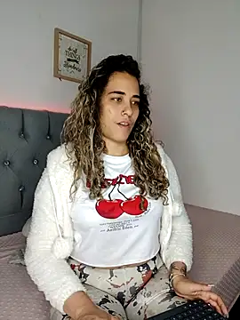 Miss-Melina online show from October 18, 9:59 pm