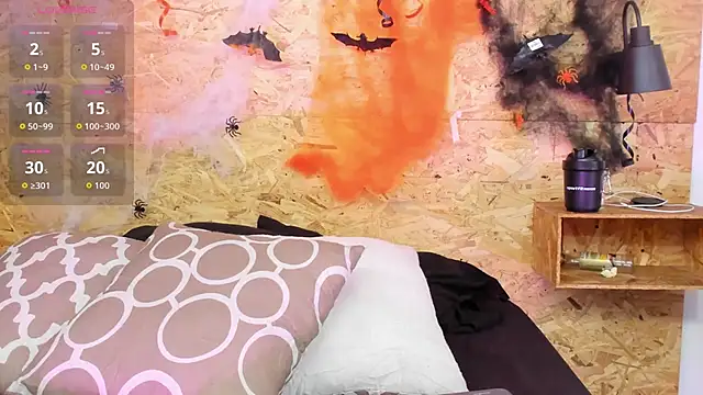 Snapshot of santiblack7 chatting on October 30, 7:25 pm santiblack7 online show from October 30, 7:25 pm