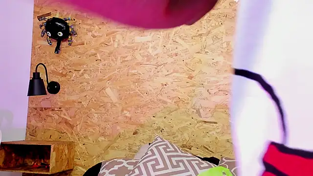 Snapshot of santiblack7 chatting on November 6, 7:15 pm santiblack7 online show from November 6, 7:15 pm