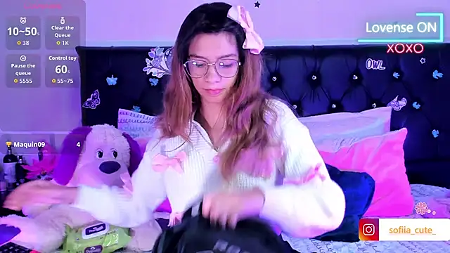 Sofiia cute  online show from May 4, 3:02 am
