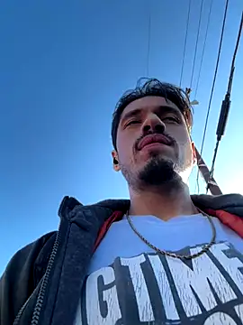 mrredcorn online show from November 25, 4:18 pm