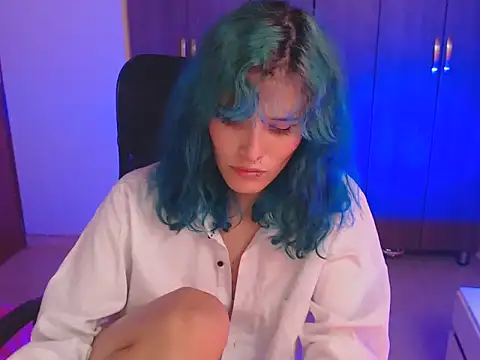 Snapshot of LITTLENAMI_ chatting on October 14, 2:01 am LITTLENAMI  online show from October 14, 2:01 am