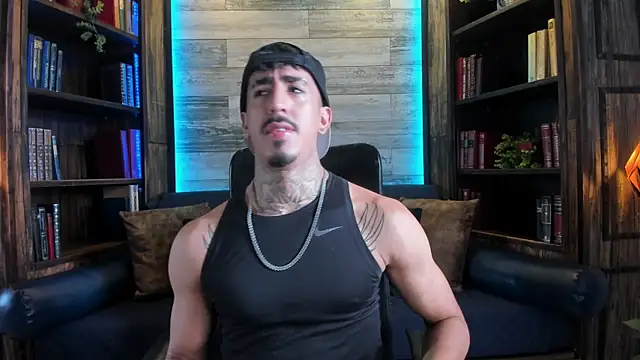 Donovan Desmond online show from October 23, 8:40 pm