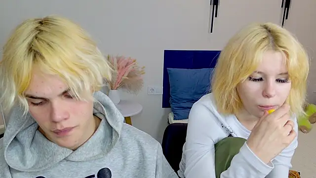 Bonnie And C1yde online show from October 2, 5:09 pm