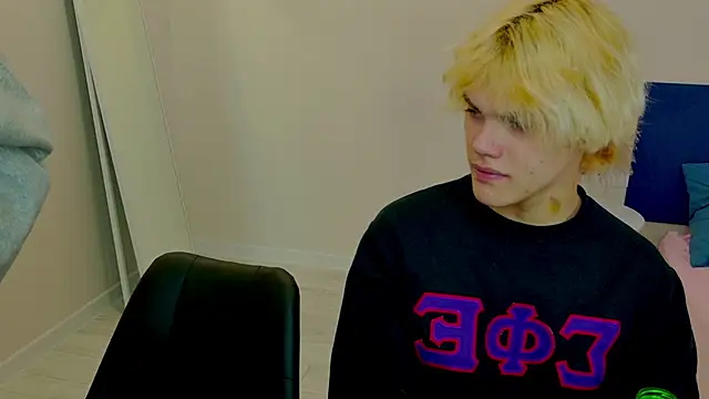 Bonnie And C1yde online show from October 19, 5:13 pm