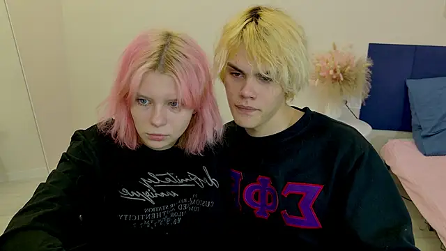 Bonnie And C1yde online show from November 4, 5:12 pm