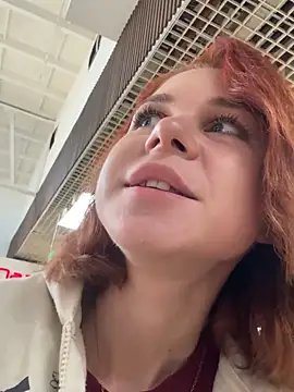 Snapshot of RosieSecret chatting on September 15, 5:18 am RosieSecret online show from September 15, 5:18 am