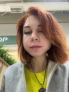 Snapshot of RosieSecret chatting on October 10, 8:02 am RosieSecret online show from October 10, 8:02 am