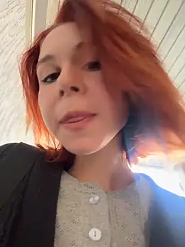 Snapshot of RosieSecret chatting on October 18, 8:15 am RosieSecret online show from October 18, 8:15 am