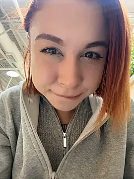 Snapshot of RosieSecret chatting on November 2, 8:06 am RosieSecret online show from November 2, 8:06 am