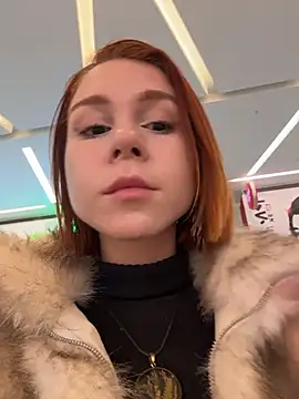 Snapshot of RosieSecret chatting on November 13, 8:02 am RosieSecret online show from November 13, 8:02 am