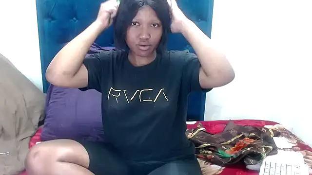 Snapshot of BUNNYCHOWX28 chatting on November 24, 9:58 pm BUNNYCHOWX28 online show from November 24, 9:58 pm