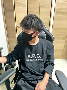 Snapshot of jiji9253 chatting on October 15, 1:33 pm jiji9253 online show from October 15, 1:33 pm