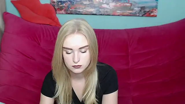 Snapshot of SofySofty chatting on October 19, 4:46 am SofySofty online show from October 19, 4:46 am