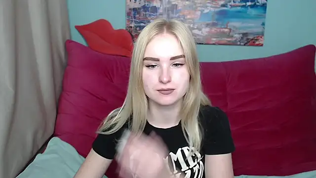 Snapshot of SofySofty chatting on October 23, 4:34 am SofySofty online show from October 23, 4:34 am