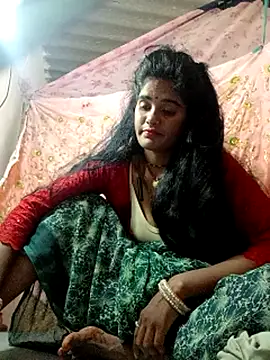 Snapshot of Kiran12xxx chatting on October 15, 3:17 am Kiran12xxx online show from October 15, 3:17 am