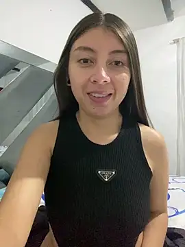 Snapshot of Sara-cooper2 chatting on May 5, 12:35 pm Sara-cooper2 online show from May 5, 12:35 pm