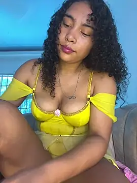 Snapshot of SophieD chatting on May 31, 7:59 pm SophieD online show from May 31, 7:59 pm