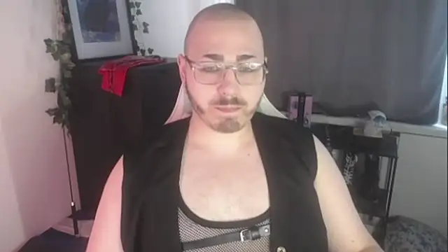 Snapshot of FabianKinky chatting on September 11, 3:34 pm FabianKinky online show from September 11, 3:34 pm