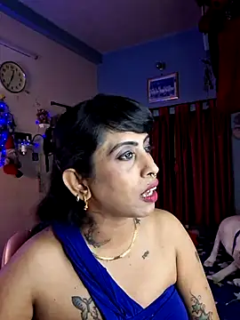 Love Beauty01 online show from May 3, 6:36 pm