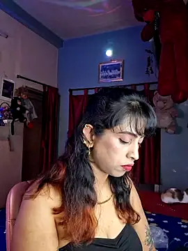 Love Beauty01 online show from May 21, 6:48 pm