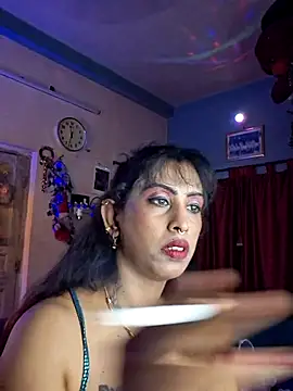 Love Beauty01 online show from May 25, 5:41 pm