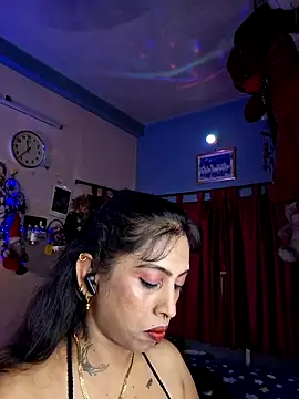 Love Beauty01 online show from June 1, 5:47 pm