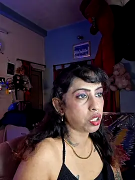 Love Beauty01 online show from June 11, 6:28 pm