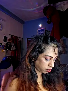 Love Beauty01 online show from June 13, 6:17 pm