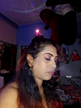 Love Beauty01 online show from July 17, 6:46 pm