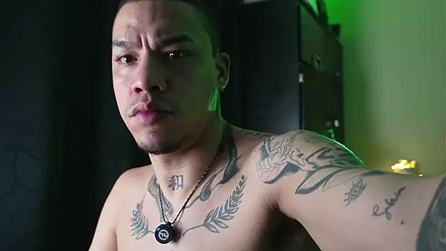 AlphaMasterXxx online show from March 16, 5:44 am