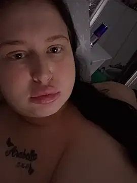 brunetteGirl274 online show from October 12, 11:37 pm